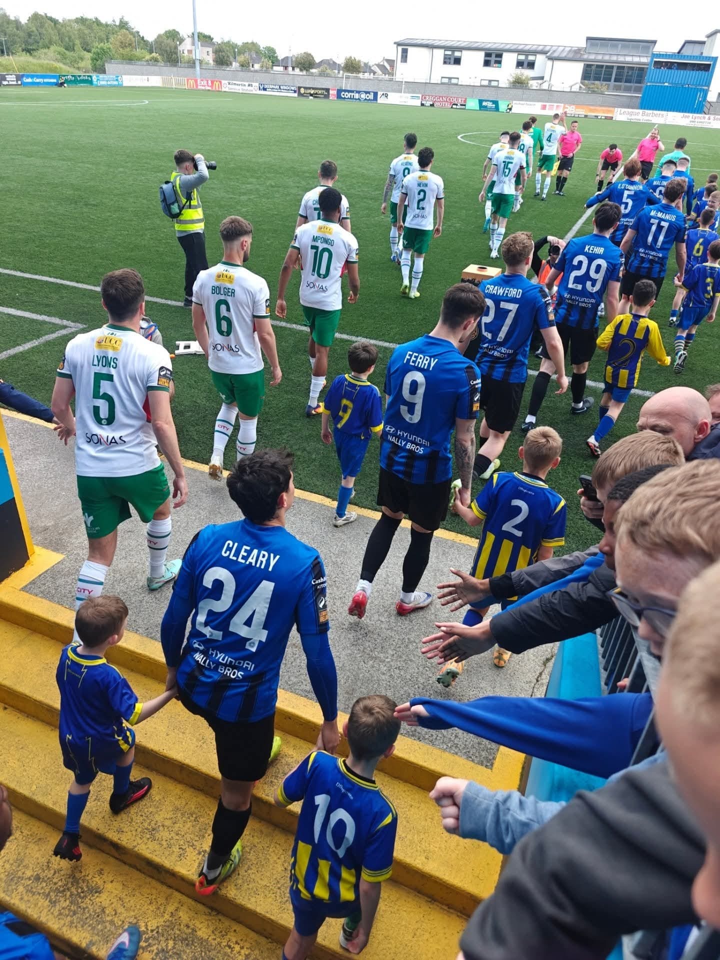 Mountmellick FC U8s mascots at Athlone Town vs Cork City